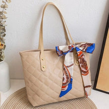 Load image into Gallery viewer, Leather Handbags