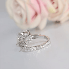 Load image into Gallery viewer, 14k White Gold 3.0CT F Color VS1 Round Diamond Ring