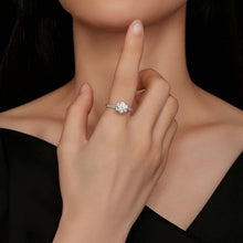 Load image into Gallery viewer, Sara Ring