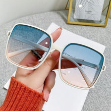 Load image into Gallery viewer, Rice Nail Square Sunglasses