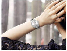 Load image into Gallery viewer, Women Classic Watch