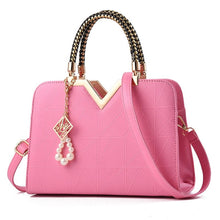 Load image into Gallery viewer, Fashionable Flap Crossbody Bag - Luxury Designer Handbag for Women
