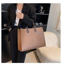 Load image into Gallery viewer, Stylish Women Tote Handbags
