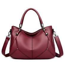 Load image into Gallery viewer, High-Quality Designer Crossbody Bags 2023 - Stylish and Spacious Women&#39;s Handbags
