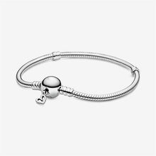 Load image into Gallery viewer, Heart Daisy Pendant PAN Bracelet Collection
