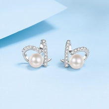 Load image into Gallery viewer, Moissanite Heart Stud Earrings
